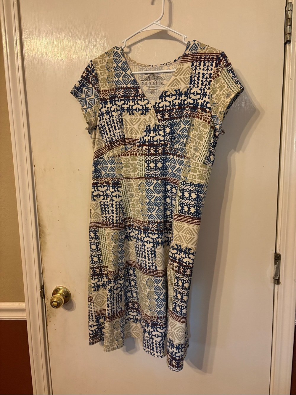 Patterned V-Neck Short Sleeve Dress in Blue & Cream Size Large